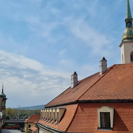 Bed & Breakfast Extralarge Queen In The Heart Of With Balcony *