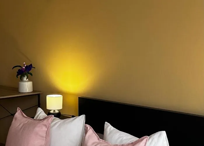 Extralarge Queen In The Heart Of With Balcony *