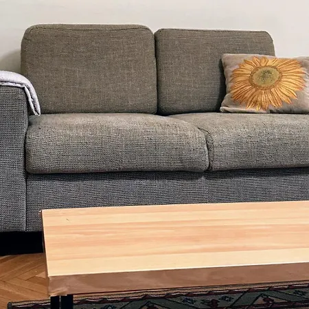 Nocleg ze śniadaniem Extralarge Queen In The Heart Of With Balcony