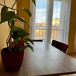 ベッド・アンド・ブレックファスト Extralarge Queen In The Heart Of With Balcony ブラチスラヴァ