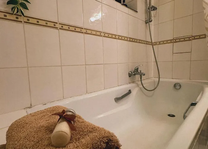 Nocleg ze śniadaniem Extralarge Queen In The Heart Of With Balcony *